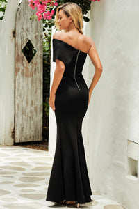 Black Off The Shoulder One Sleeve Slit Maxi Prom Dress